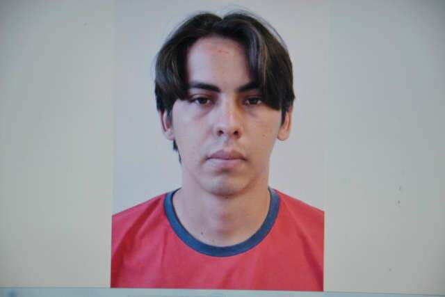  Bandidos envolvidos em cinco roubos em Campo Grande foram apresentados na Derf