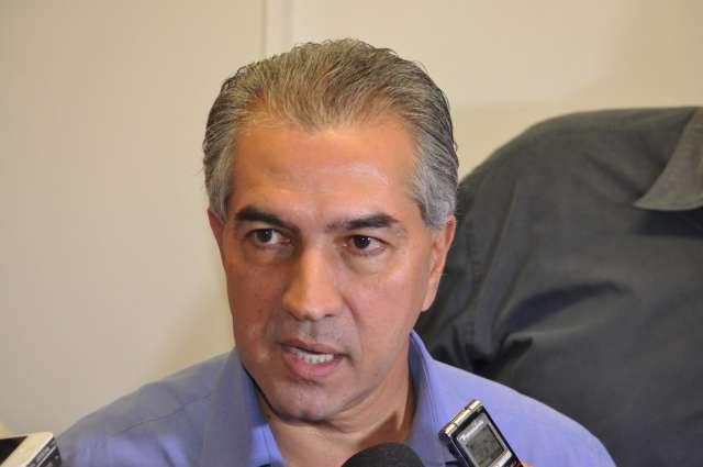 Governador entrega viatura, moradias e obras em Maracaju