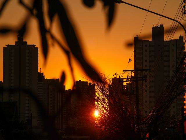 Sexta-feira ser&aacute; de calor e umidade do ar baixa em Mato Grosso do Sul