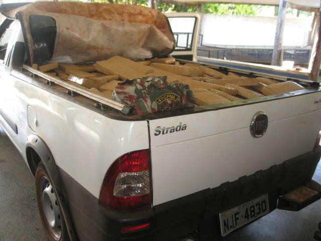  Pol&iacute;cia Militar Ambiental apreende 584 kg de maconha em Bonito
