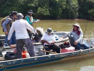 Fiscalização da PMA em rio do Estado; regras para pesca amadora e desportiva vão mudar a partir de 2020 (Foto: PMA/Divulgação)