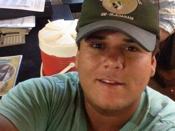 Rapaz foi morto em boate por fumar narguil&eacute; com namorada de assassino