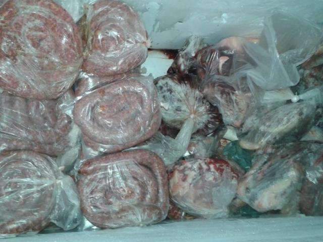A&ccedil;&atilde;o conjunta apreende quase 4 toneladas de alimentos impr&oacute;prios para consumo