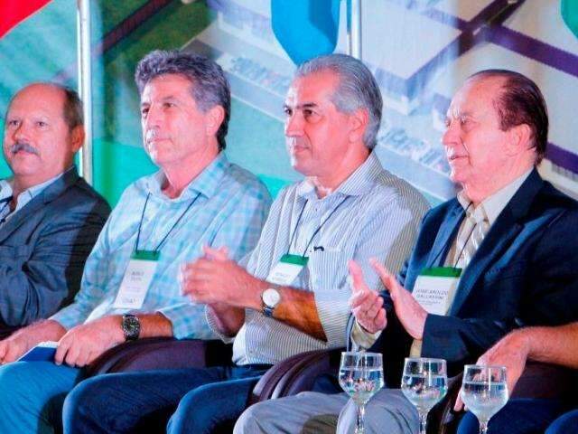 Reinaldo diz que lei estadual sobre gastos p&uacute;blicos ainda est&aacute; em estudo