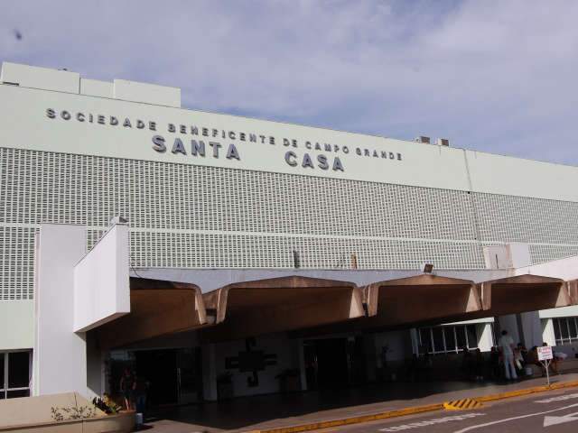 Santa Casa deixa de fazer exames de sangue por conta de aparelhos quebrados