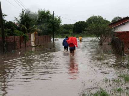 Chuva põe 12 cidades de MS em emergência e 11,3 mil são afetados