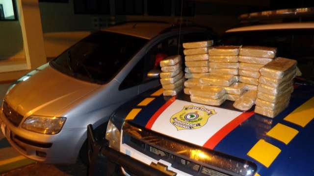 Pol&iacute;cia prende dois que levavam coca&iacute;na para Bel&eacute;m