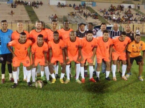 Semifinal do Times do Cora&ccedil;&atilde;o ter&aacute; dois cl&aacute;ssicos no Est&aacute;dio Madrugad&atilde;o  