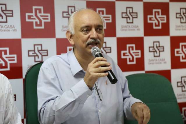 Greve dos m&eacute;dicos cancela 44 cirurgias e 365 atendimento na Santa Casa