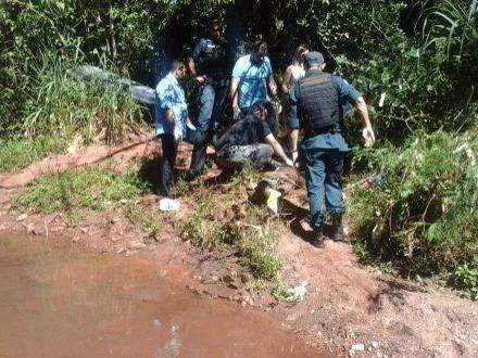 Homem morre ao ser esfaqueado e jogado em c&oacute;rrego ap&oacute;s discuss&atilde;o em festa