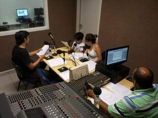 Para realização do programa, Instituto contou com apoio do departamento de jornalismo da UFMS. (Foto: Divulgação)