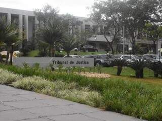 Tribunal de Justiça aceitou recurso e manteve retorno de defensores públicos demitidos no PDV.  (Foto: Paulo Francis)