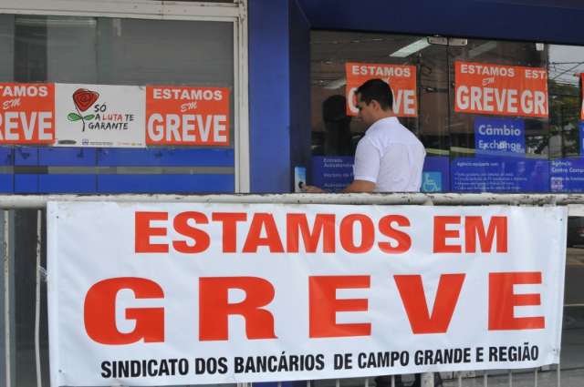 Para quem n&atilde;o &eacute; candidato, caminho contra greve &eacute; a Justi&ccedil;a comum