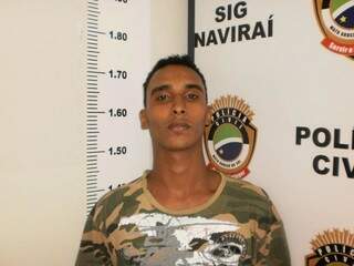 Ademilson Bueno, preso suspeito de assaltos. (Foto: Divulgação)