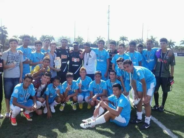 Santos Pantanal perde a final da Copa Meninos da Vila, mas j&aacute; planeja retorno 