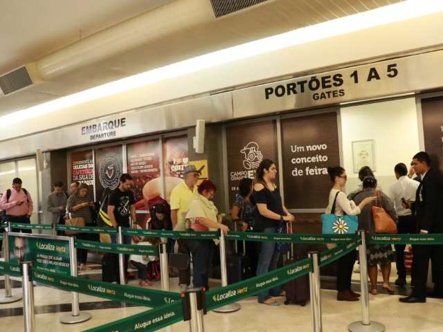 Ningu&eacute;m ainda &eacute; barrado por tamanho de mala, mas volta pode ser problema