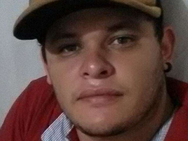 Ap&oacute;s 4 anos, acidente com mesma moto que matou pai, agora  tira vida do filho