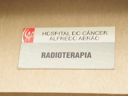 Hospital do Câncer prevê retorno de procedimentos da radioterapia na 2ª feira