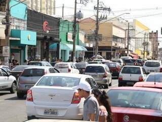 Rua 14 de Julho, região central de Campo Grande (Foto: Marcos Ermínio)