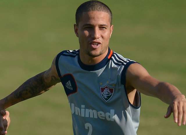 Lateral campo-grandense deve trocar o Fluminense pelo S&atilde;o Paulo