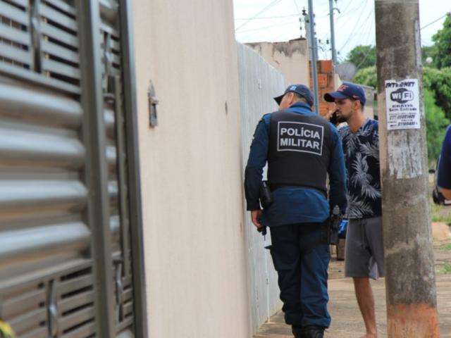 Gr&aacute;vida estava escondida do ex-marido quando m&atilde;e foi assassinada 