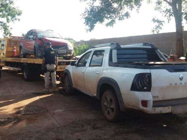 Trio &eacute; preso no interior com picapes que haviam sido roubadas em MT 