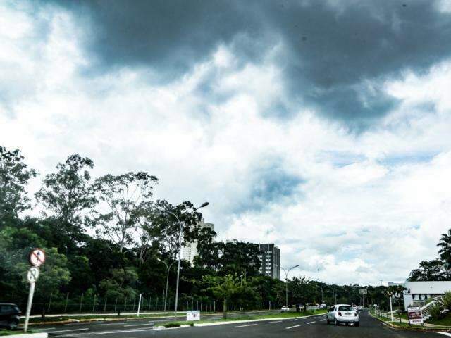 Com ventos de at&eacute; 75 Km/h, sexta-feira pode ter temporais em cidades do Estado 