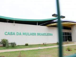Caso foi registrado na Delegacia de Atendimento à Mulher, que fica na Casa da Mulher Brasileira. (Foto: Henrique Kawaminami)