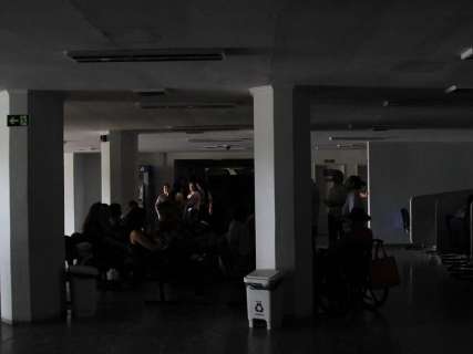 Sem luz, Santa Casa transfere evento para Teatro Dom Bosco