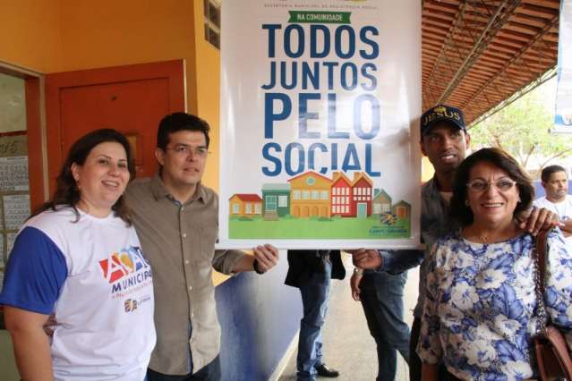 Prefeito diz que crise &quot;est&aacute; em todo lugar&quot; e vai acabar em at&eacute; 90 dias