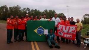 Petroleiros analisam contraproposta da Petrobras, mas greve permanece em MS