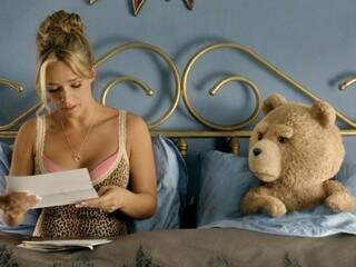 Em “Ted 2” o ursinho mais sacana dos cinemas agora esta casado e com um novo propósito: ser pai. (Foto:Divulgação)