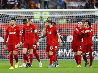 Jogadores do Liverpool comemoram classificação contra time mexicano (Foto: Divulgação)