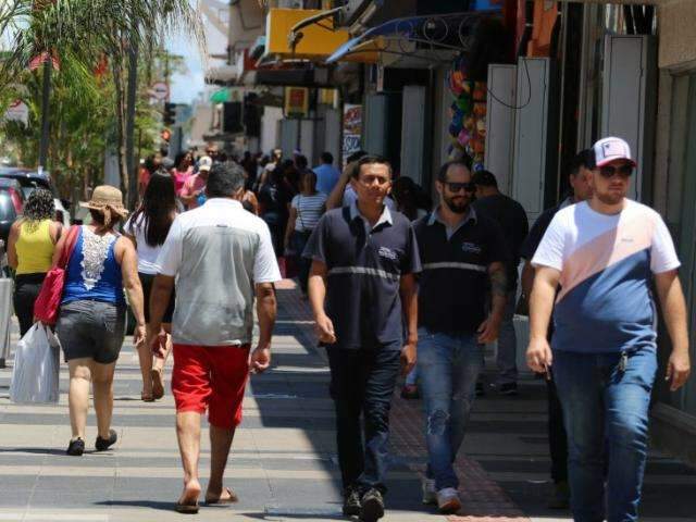 Mercado de trabalho fecha 830 postos com carteira assinada em MS