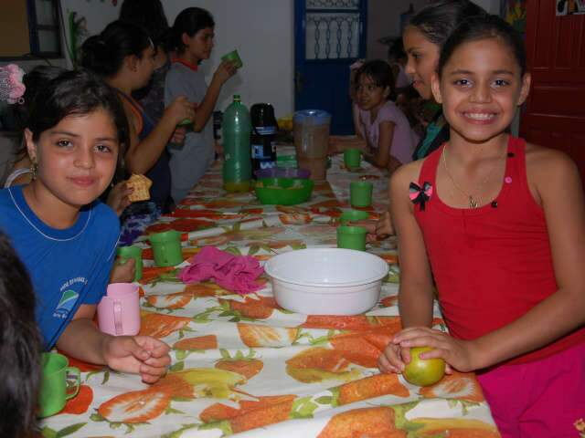  Projeto social atende 1,2 mil pessoas em 16 bairros e planeja expans&atilde;o
