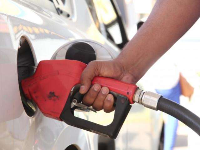 MS vai terminar 2017 com a gasolina mais cara da hist&oacute;ria, mostra pesquisa