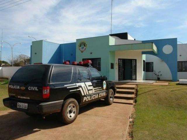 Travesti &eacute; encontrada morta em casa e pol&iacute;cia civil investiga