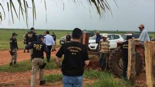 Fiscal do MTE durannte resgate de trabalhadores em situação de escravidão em fazenda de Mato Grosso do Sul (Foto: Arquivo)