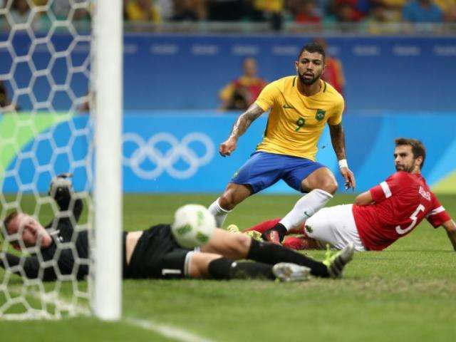 Ap&oacute;s cr&iacute;ticas, sele&ccedil;&atilde;o brasileira masculina goleia Dinamarca por 4 a 0
