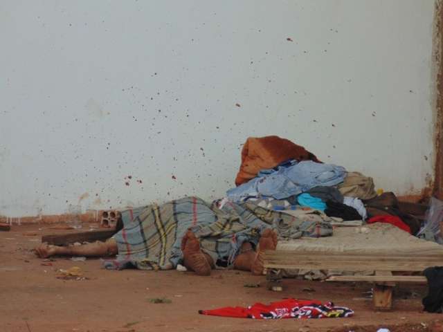 Homem &eacute; morto com pauladas na cabe&ccedil;a ap&oacute;s descoberta de trai&ccedil;&atilde;o