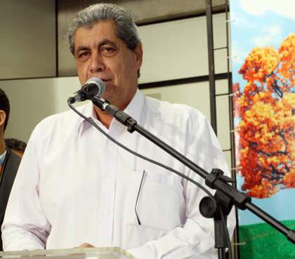  Puccinelli entrega reformas de R$ 2 mi em escolas na ter&ccedil;a