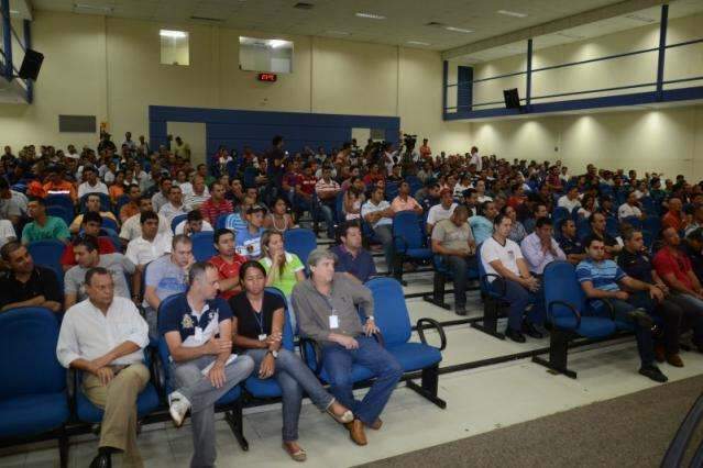 Sess&atilde;o da C&acirc;mara de Campo Grande &eacute; prorrogada por falta de energia