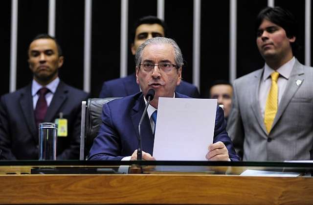 Cunha notifica Dilma sobre aceita&ccedil;&atilde;o de pedido de abertura de impeachment