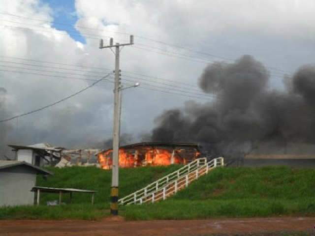  Eletrosul diz que 80 trabalhadores foram detidos ap&oacute;s inc&ecirc;ndio