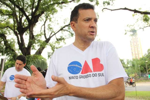 Campanha por reforma para mudar a pol&iacute;tica ganha apoio nas ruas da Capital
