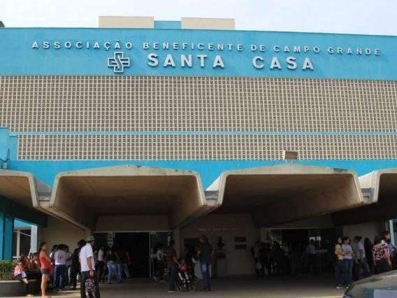 Crian&ccedil;a de 3 anos que se afogou em piscina recebe alta 