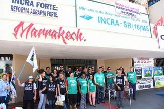 45 servidores participaram da manifestação em frente ao Incra ( Foto - Marcos Ermínio)