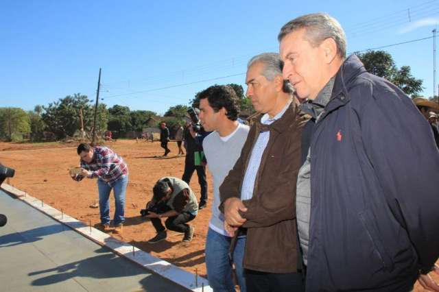Reinaldo entrega pacote de obras de R$ 26 milh&otilde;es em Bela Vista 