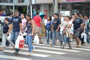 No domingo, supermercados, lojas do Centro e shoppings n&atilde;o fecham