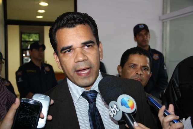 Sindic&acirc;ncia responsabiliza nove guardas por invas&atilde;o a prefeitura